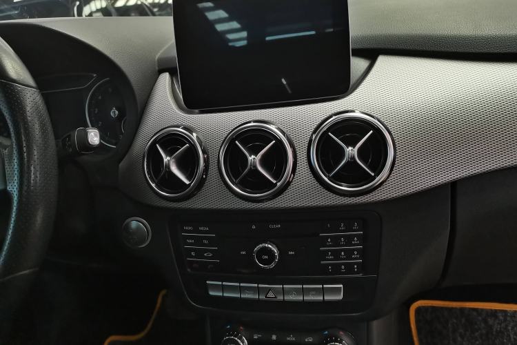 Used Mercedes-Benz B-Class 2017 B 200 Fashion Model