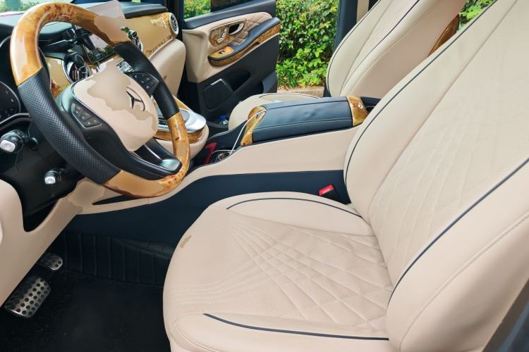 Used Mercedes-Benz V-Class 