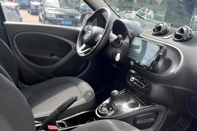 Used smart forfour 2016 1.0L 52 kW Passion Edition
