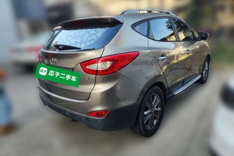 Used Hyundai ix35 2013 2.0L Automatic Two-Wheel Drive Smart GLS China IV Standard Rear Right 45 Deg