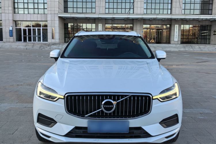 Used Volvo XC60 2019 T4 Zhiyi Edition China V Standard