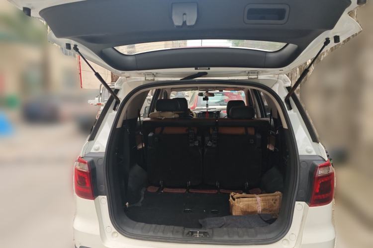 Used CHANGAN OSHAN CX70 2016 1.6L Manual Luxury Model