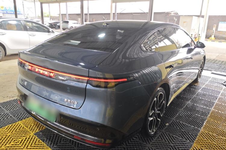 Used Nissan N7 2025 625 Max Rear Right 45 Deg