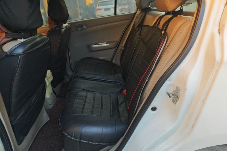 Used Changan Alsvin V3 2015 1.4L Manual Meiman Model China IV Standard