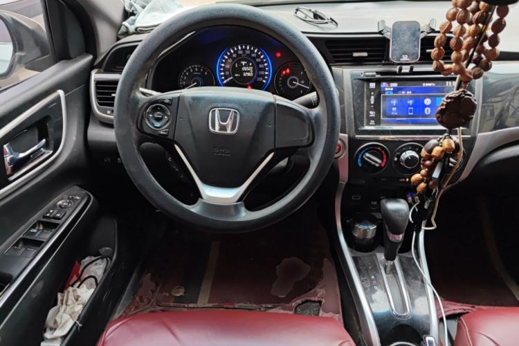 Used Honda Crider 2013 1.8L automatic luxury edition
