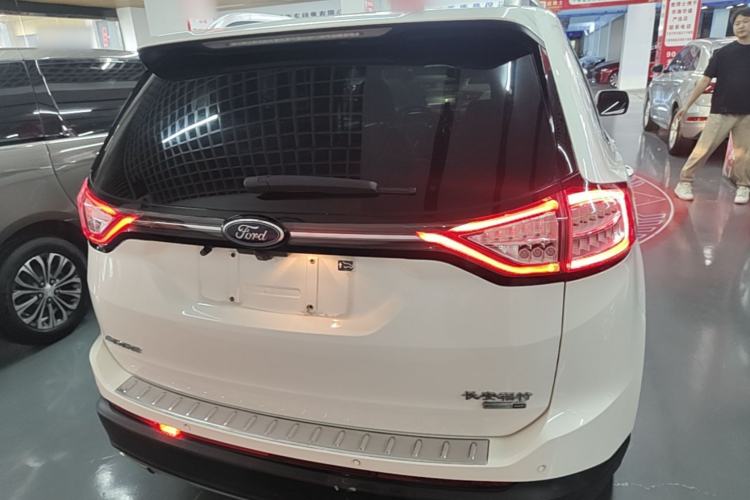 Used Ford Edge 2015 2.0T GTDi 4x4 High-Grade Model