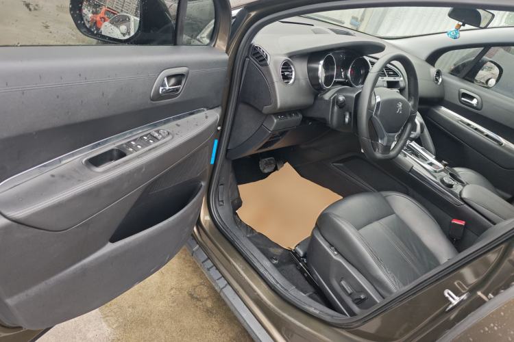 Used Peugeot 3008 2013 1.6THP Automatic Trend Edition Driver Seat