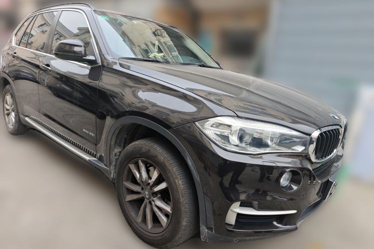Used BMW X5 2015 xDrive28i
