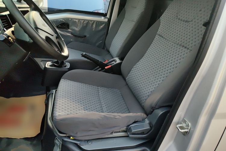 Used Wuling Zhiguang 2023 1.5L Utility Version with Enclosed Windows 2 Seats
