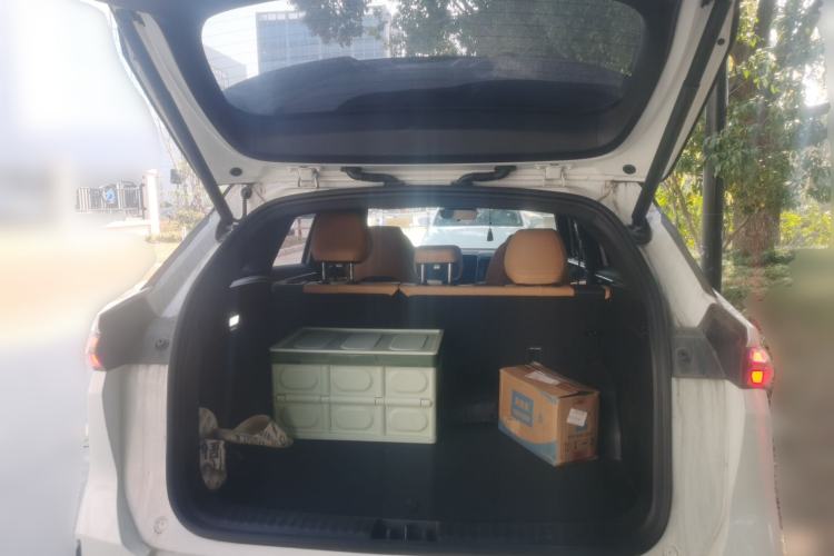 Used Geely Galaxy L7 2023 1.5T 115 km Starship Trunk