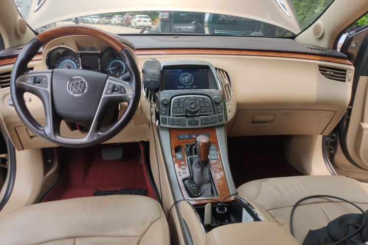 Used Buick LaCrosse 2012 2.4L SIDI Luxury Edition
