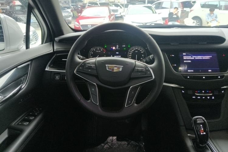 Used Cadillac XT5 2020 28T Luxury Version
