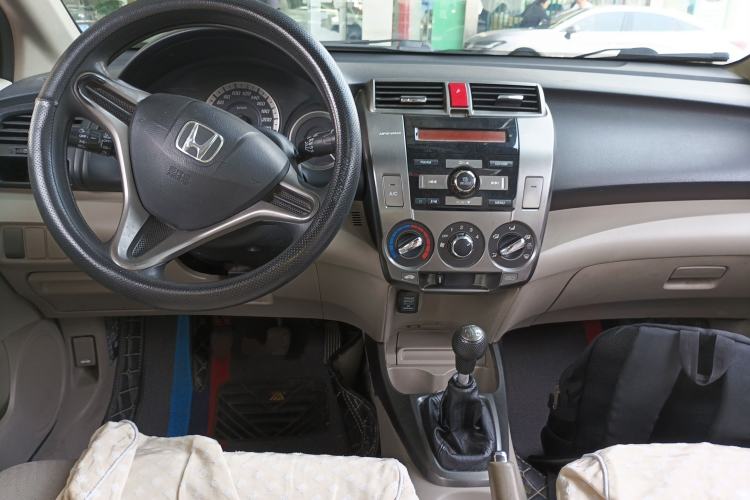 Used Honda City Classic 2012 1.5L manual Elite Edition
