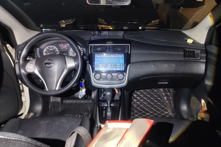 Used Nissan Tiida 2016 1.6L CVT Cool Dynamic Edition
