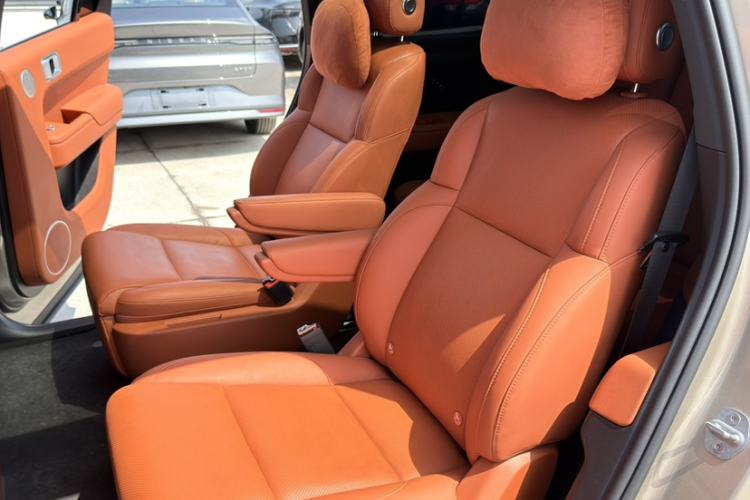 Used Li Auto L9 2022 Max model Interior 6