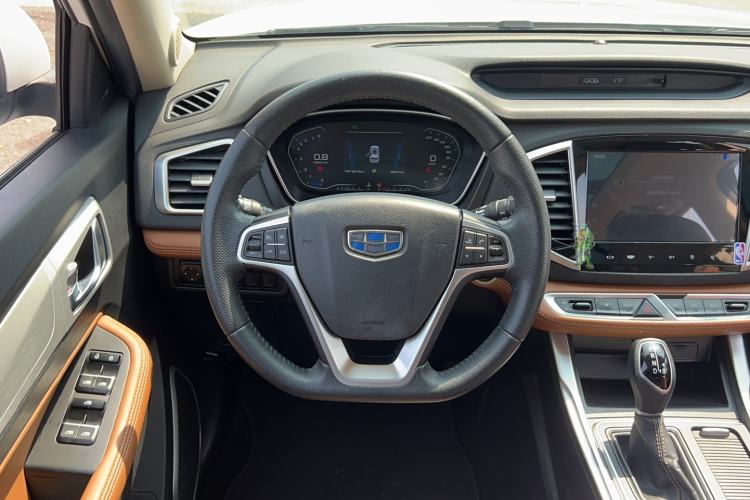 Used Geely Auto Vision X6 2018 1.4T CVT 4G Connected Flagship Edition
