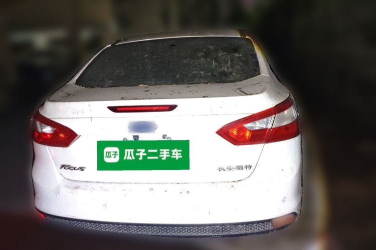 Used Ford Focus 2012 Sedan 1.6L Manual Comfort Model
