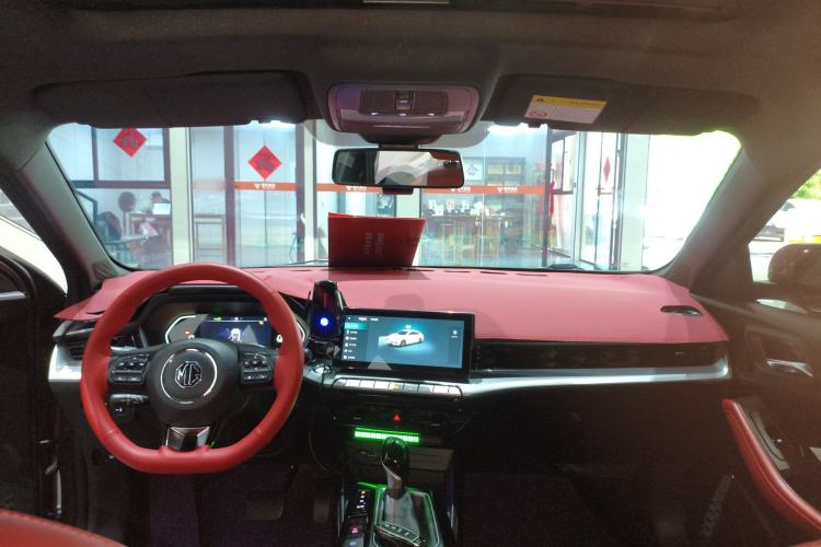 Used MG 5 2021 Revised Version 180 DVVT CVT Youth Luxury Edition Headliner