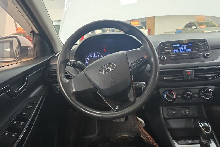 Used Hyundai Celesta 2018 1.6L Automatic GL Enjoyment Version China V Standard
