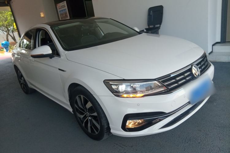 Used Volkswagen Lamando 2019 280TSI DSG Luxury Edition China VI Standard Front Right 45 Deg