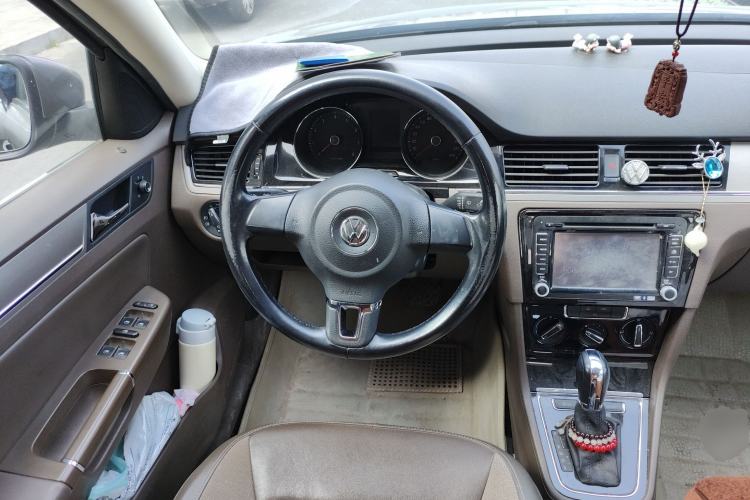 Used Volkswagen Bora 2014 1.6L Automatic Comfort Model Steering Wheel