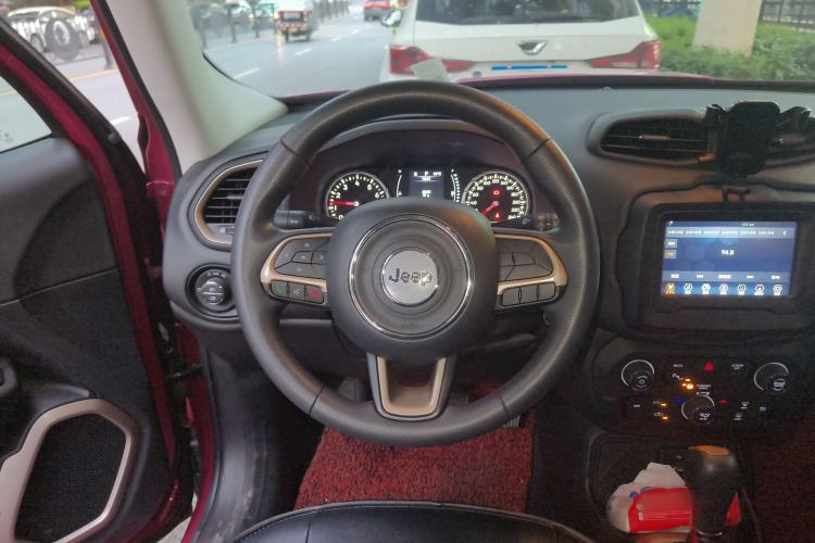 Used Jeep Renegade 2018 Connected Large Screen Version 180T Automatic High-Energy Edition