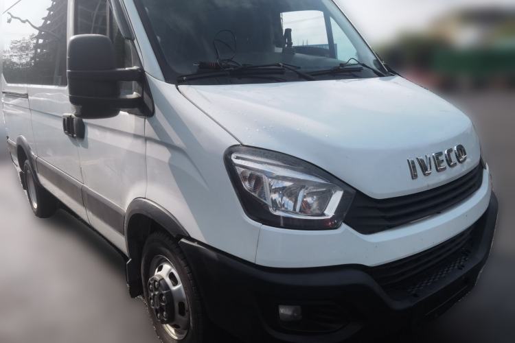 Used Iveco Eurocargo 2020 2.3T Manual Super Rui Long Wheelbase Short Overhang High Roof High Performance F1A
