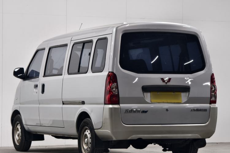 Used Wuling Rongguang EV 2020 Basic Version 7-Seater 300 km
