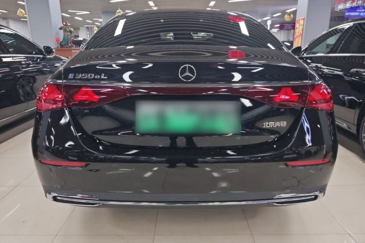 Used Mercedes-Benz E-Class New Energy 2024 E 350 e L Plug-in Hybrid Sedan Exterior 4