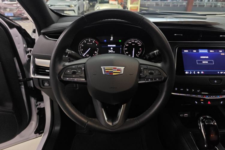 Used Cadillac XT4 2021 28T Two-Wheel Drive Luxury Version
