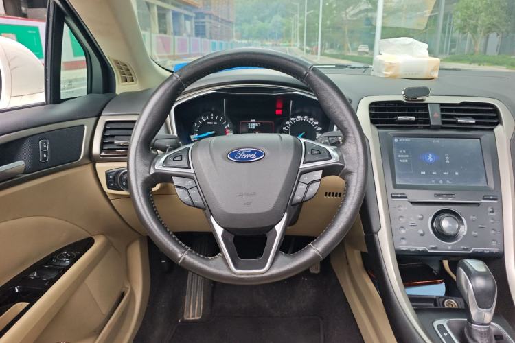 Used Ford Mondeo 2013 2.0L GTDi 200 Fashion Edition Steering Wheel
