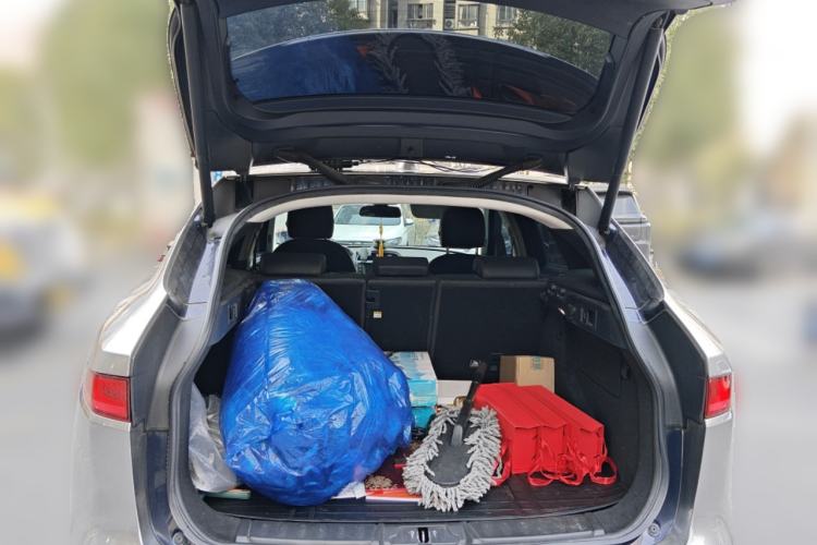 Used Jaguar F-PACE 2018 2.0T Four-Wheel Drive Urban Luxury Edition