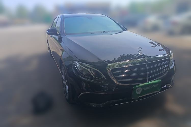 Used Mercedes-Benz E-Class 2020 E 260 L Front Right 45 Deg