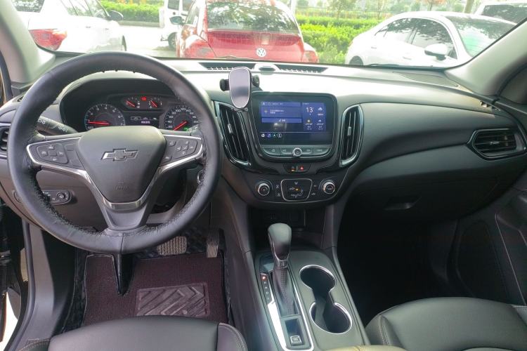 Used Chevrolet Equinox 2022 535T Chijie Edition Center Console