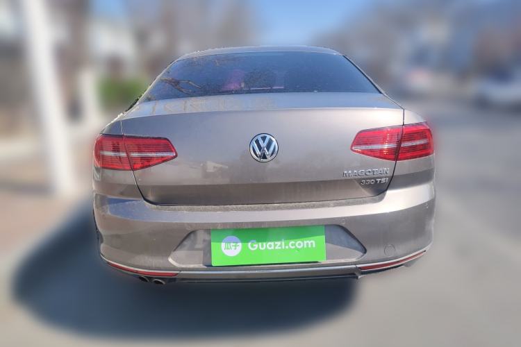 Used Volkswagen Magotan 2017 330TSI DSG Leading Model
