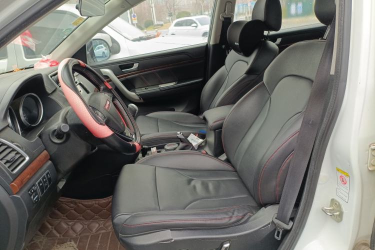 Used Haval H6 2015 Revised Version Sport Edition 1.5T Manual Transmission Two-Wheel Drive Elite Grade