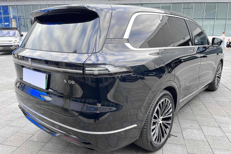 Used Deepal S09 2025 Four-Wheel Drive Ultra+ Custom Edition
