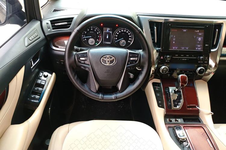 Used Toyota Alphard 2015 3.5L Luxury Edition