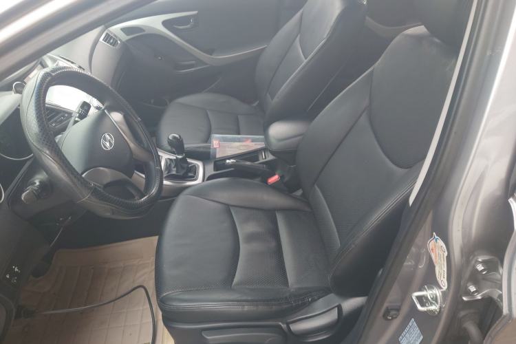 Used Hyundai Elantra (5th Generation / Langdong) 2012 1.6L Manual Fashion Edition
