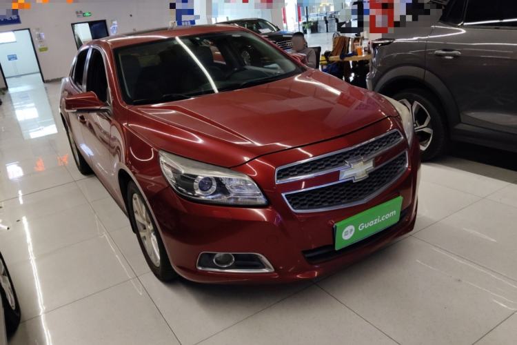 Used Chevrolet Malibu 2014 2.4L Automatic Luxury Edition Front Right 45 Deg