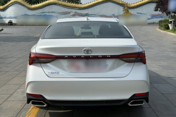 Used Toyota Avalon 2023 2.0L Luxury Edition Exterior 2
