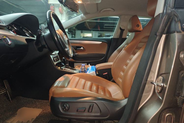 Used Volkswagen FAW-Volkswagen CC 2012 1.8TSI Elite Edition Left Front Seat