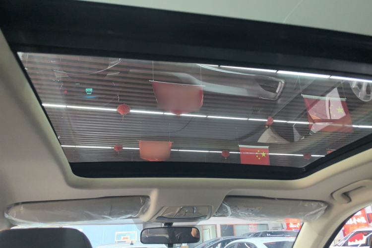 Used Bestune T77 2023 1.5T Automatic Luxury Model Headliner