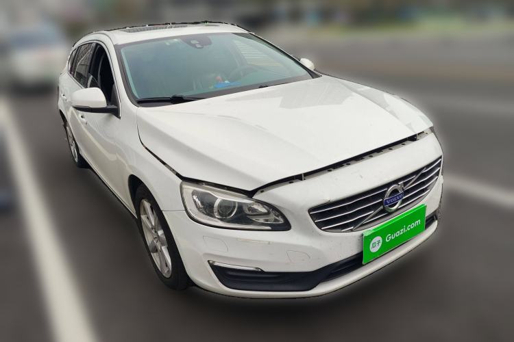 Used Volvo V60 2017 T4 Smart Edition China V Standard
