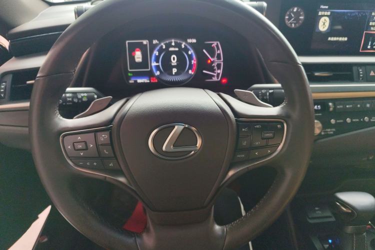 Used Lexus ES 2020 200 Excellence Edition
