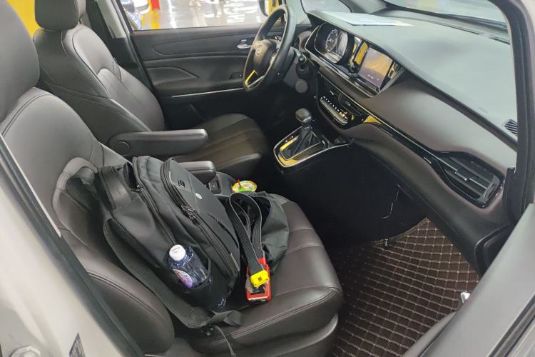 Used GAC Trumpchi M6 2019 270T DCT Luxury Edition (7-seater) China VI
