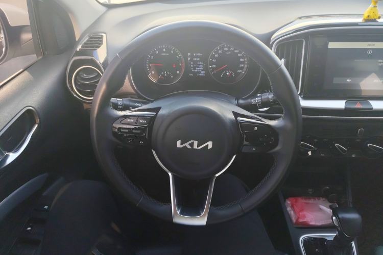 Used Kia kx1 Stonic 2021 1.4L CVT Fun Edition Steering Wheel