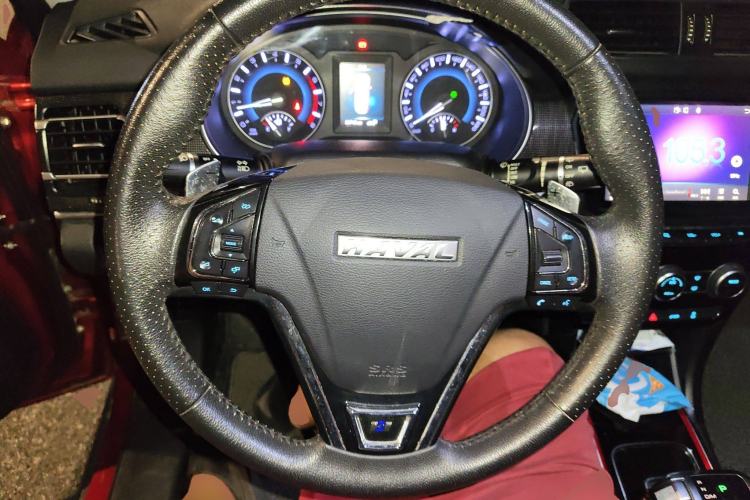 Used Haval H2 2018 Chuanxiang Edition 1.5T Dual-Clutch Two-Wheel Drive ZhiShang Model China V Standard