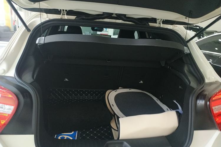 Used Mercedes-Benz A-Class (Import) 2015 A 200 Fashion Model