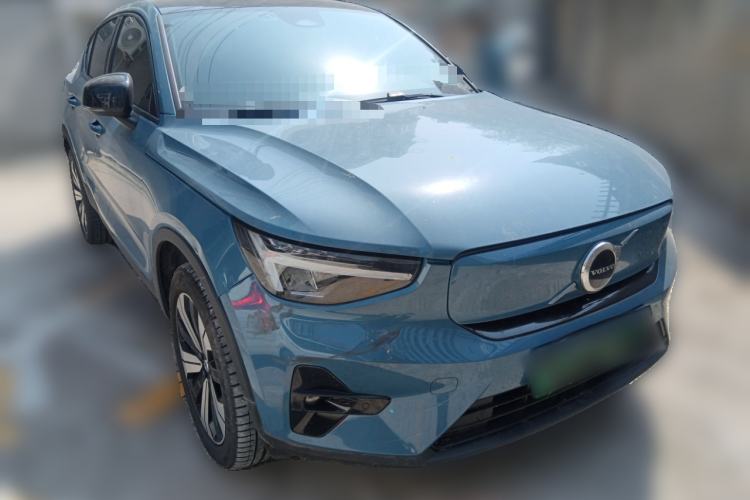 Used Volvo C40 2022 Long-Range Version
